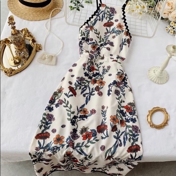 Summer dress - floral print - Picture 1 of 10